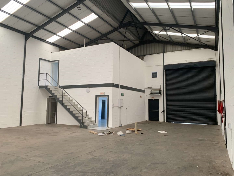 To Let commercial Property for Rent in Rivergate Western Cape